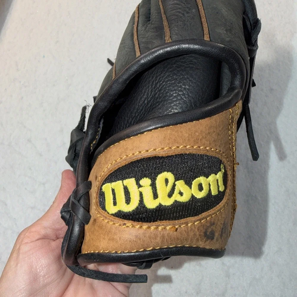 Wilson Pro Soft Yak 11.5 A1500BB0TIF Ecco Leather Baseball Glove Right RHT